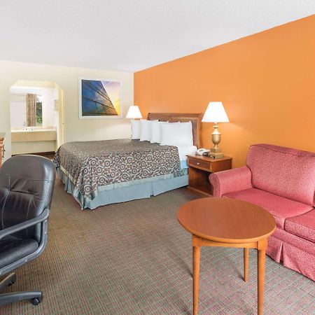 Days Inn By Wyndham Orangeburg South Eksteriør bilde