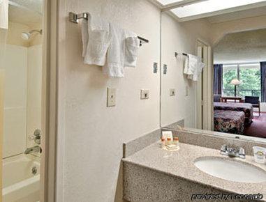 Days Inn By Wyndham Orangeburg South Rom bilde